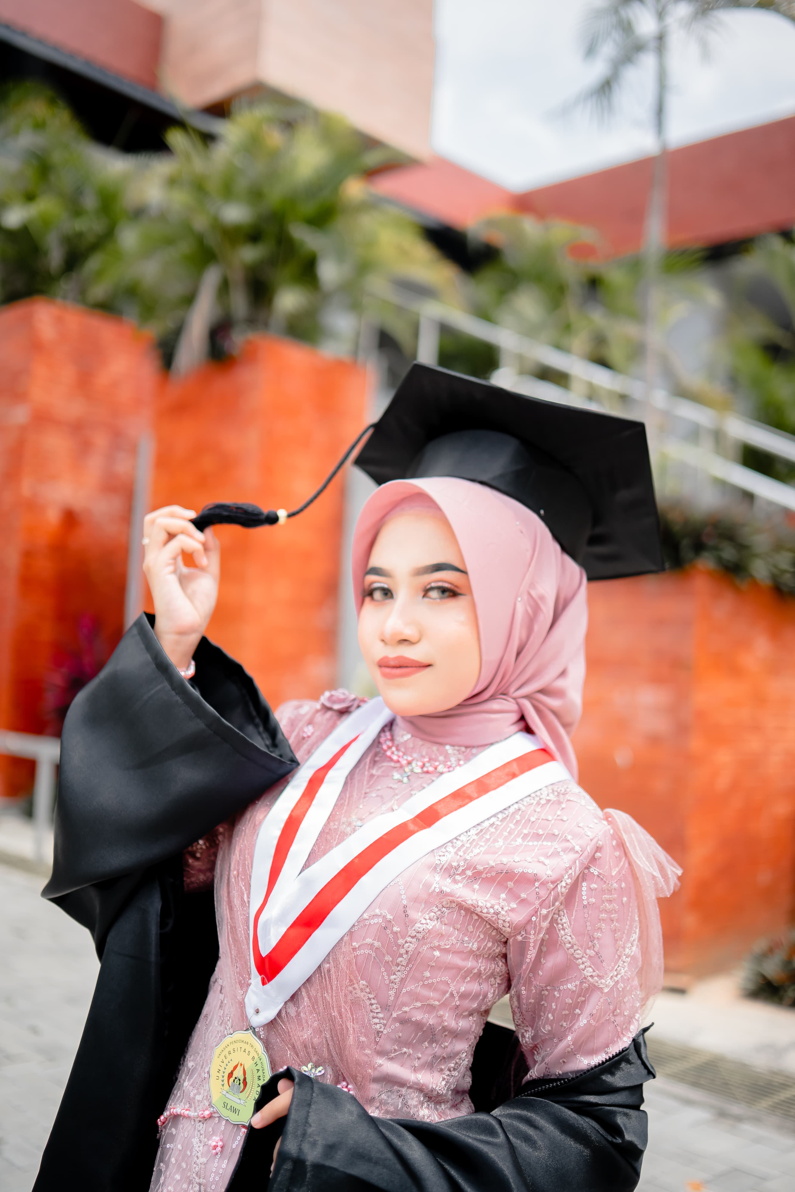 Pratinjau 2